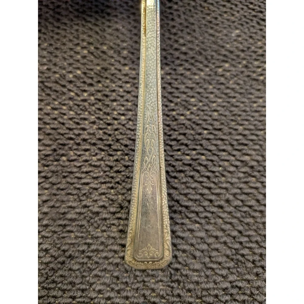 Vintage 1881 Rogers Surf Club Master Butter Knife Art Deco Silverplate